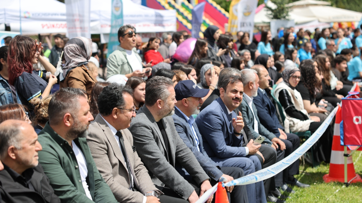 BAŞKAN ÇOLAKBAYRAKDAR: “SPORLA, BİLİMLE VE SANATLA GÜÇLÜ BİR GENÇLİK HEDEFLİYORUZ”