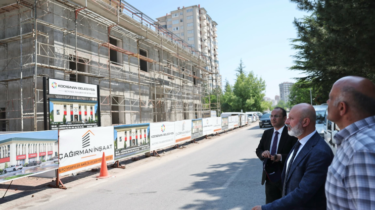 BAŞKAN ÇOLAKBAYRAKDAR, “ERCİYESEVLER’E YAKIŞAN MODERN BİR SAĞLIK MERKEZİ İNŞA EDİYORUZ”