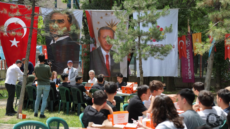 BAŞKAN ÇOLAKBAYRAKDAR: “GENÇLERİMİZİN HAYALLERİNE DOKUNAN PROJELER ÜRETMEYE DEVAM EDECEĞİZ”