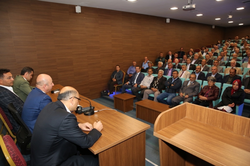 ÇOLAKBAYRAKDAR, ‘YENİ KOCASİNAN’ İÇİN MUHTARLARLA BİR ARAYA GELDİ