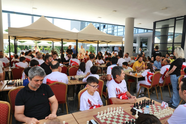 BAŞKAN ÇOLAKBAYRAKDAR, “AİLEYİ GÜÇLENDİREN HER ADIMIN YANINDA OLMAYA DEVAM EDECEĞİZ”