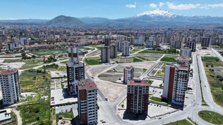 BAŞKAN ÇOLAKBAYRAKDAR: “HER YENİ PARK, ŞEHRİMİZE KAZANDIRILAN YENİ BİR NEFESTİR”
