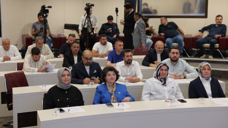 BAŞKAN ÇOLAKBAYRAKDAR’DAN ERTUĞRULGAZİ MAHALLESİ’NE ÇİFTE MÜJDE