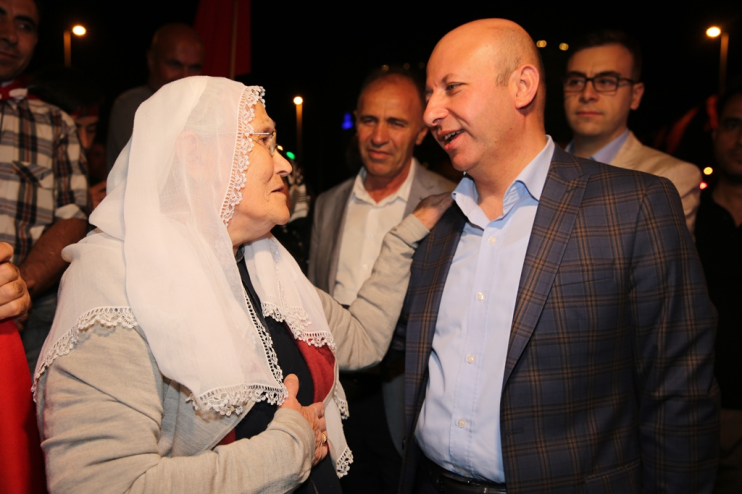 BAŞKAN ÇOLAKBAYRAKDAR: “DİRİLİŞİN ADI OLAN 15 TEMMUZ’UN RUHUNU ASLA UNUTTURMAYACAĞIZ”