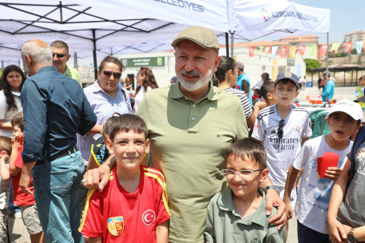 BAŞKAN ÇOLAKBAYRAKDAR: “BİR ÇOCUĞUN MUTLULUĞU, ŞEHRİN GELECEĞİNE YAPILAN EN BÜYÜK YATIRIMDIR”