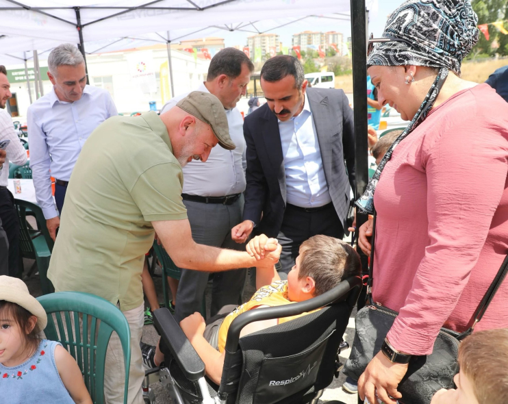 BAŞKAN ÇOLAKBAYRAKDAR: “BİR ÇOCUĞUN MUTLULUĞU, ŞEHRİN GELECEĞİNE YAPILAN EN BÜYÜK YATIRIMDIR”