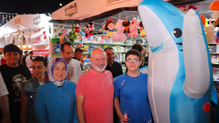 BAŞKAN ÇOLAKBAYRAKDAR: “GEÇMİŞİN GÜZEL HATIRALARINI HEP BİRLİKTE YAŞIYORUZ”
