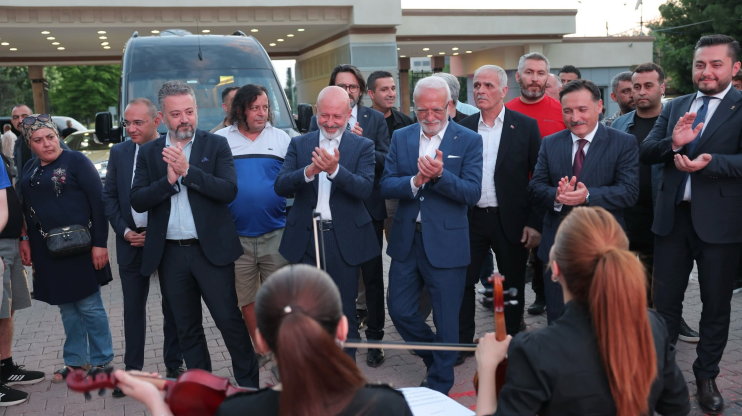 BAŞKAN ÇOLAKBAYRAKDAR: ‘FUAR 38 İLE YÜZ BİNLERCE HEMŞEHRİMİZİN GÖNLÜNE DOKUNDUK’