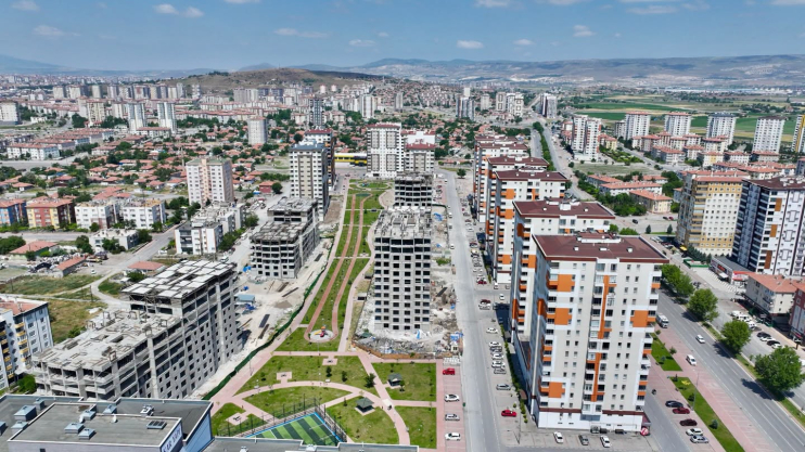 BAŞKAN ÇOLAKBAYRAKDAR, ‘TÜRKİYE’DE KENDİ İMKÂNLARIYLA DÖNÜŞÜM YAPAN TEK BELEDİYEYİZ’