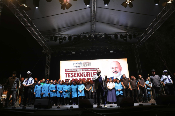 BAŞKAN ÇOLAKBAYRAKDAR: “38 GÜNLÜK ORGANİZASYONU BELEDİYE BÜTÇESİNDEN TEK KURUŞ HARCAMADAN GERÇEKLEŞTİRDİK”