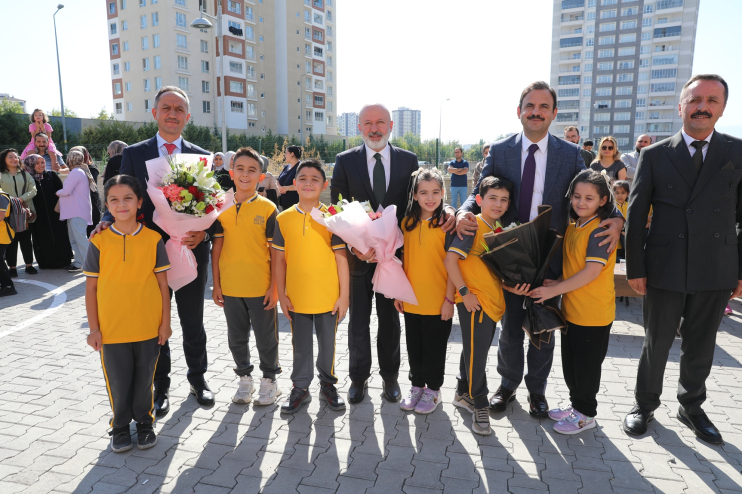 BAŞKAN ÇOLAKBAYRAKDAR: “BÜYÜK VE GÜÇLÜ TÜRKİYE’NİN GELECEĞİNİ İNŞA EDECEK NESİLLER YETİŞTİRİYORUZ”