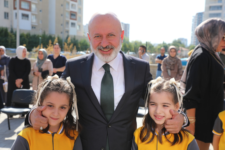 BAŞKAN ÇOLAKBAYRAKDAR: “BÜYÜK VE GÜÇLÜ TÜRKİYE’NİN GELECEĞİNİ İNŞA EDECEK NESİLLER YETİŞTİRİYORUZ”