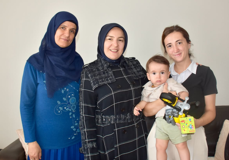 KOCASİNAN BELEDİYESİ’NİN SOSYAL DESTEK HİZMETLERİ GÖNÜLLERE DOKUNUYOR