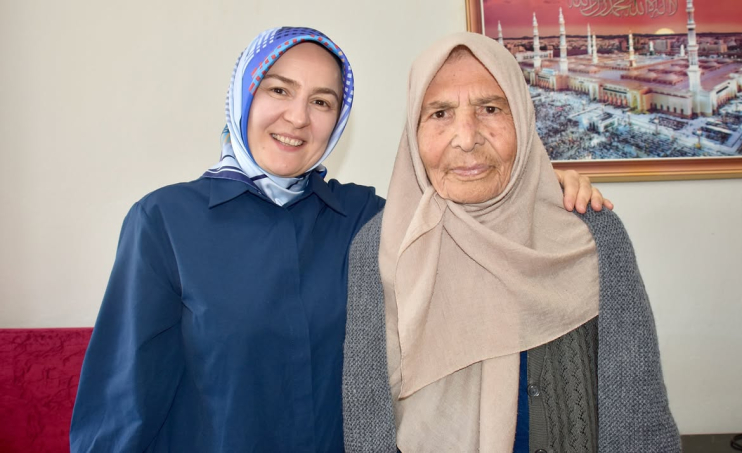 KOCASİNAN BELEDİYESİ’NİN SOSYAL DESTEK HİZMETLERİ GÖNÜLLERE DOKUNUYOR