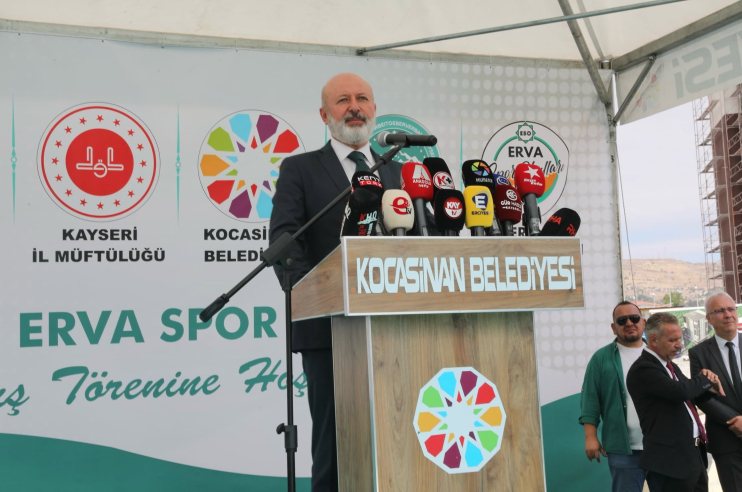 BAŞKAN ÇOLAKBAYRAKDAR: “GENÇLERİMİZ, BÜYÜK VE GÜÇLÜ TÜRKİYE’NİN YAPI TAŞIDIR”