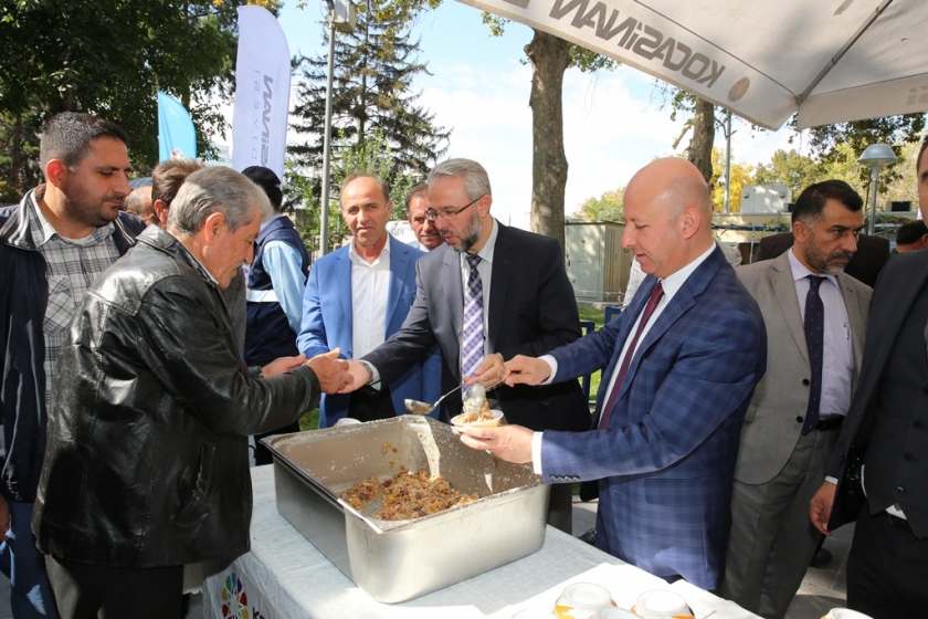 KOCASİNAN’DA AŞURE BEREKETİ