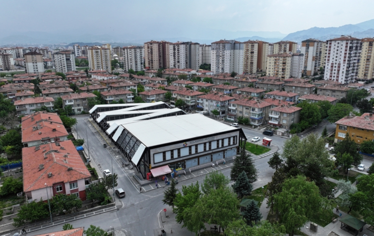 BAŞKAN ÇOLAKBAYRAKDAR: “TESİSLERİMİZLE HEMŞEHRİLERİMİZİN HAYATINA VE KOCASİNAN’A DEĞER KATIYORUZ”