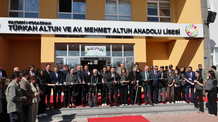 BAŞKAN ÇOLAKBAYRAKDAR: “KAYSERİ’MİZİN GELECEĞİ İÇİN YÜKSEK STANDARTLARDA OKULLAR YAPIYORUZ”