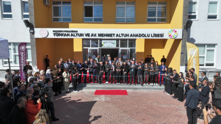 BAŞKAN ÇOLAKBAYRAKDAR: “KAYSERİ’MİZİN GELECEĞİ İÇİN YÜKSEK STANDARTLARDA OKULLAR YAPIYORUZ”