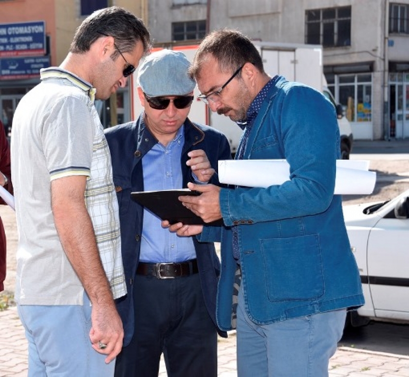 SERÇEÖNÜ MAHALLESİ YENİLENİYOR
