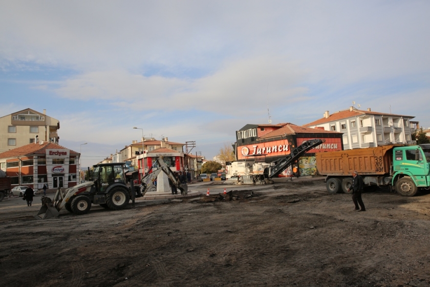 KOCASİNAN BELEDİYESİ YENİMAHALLE’Yİ YENİLİYOR