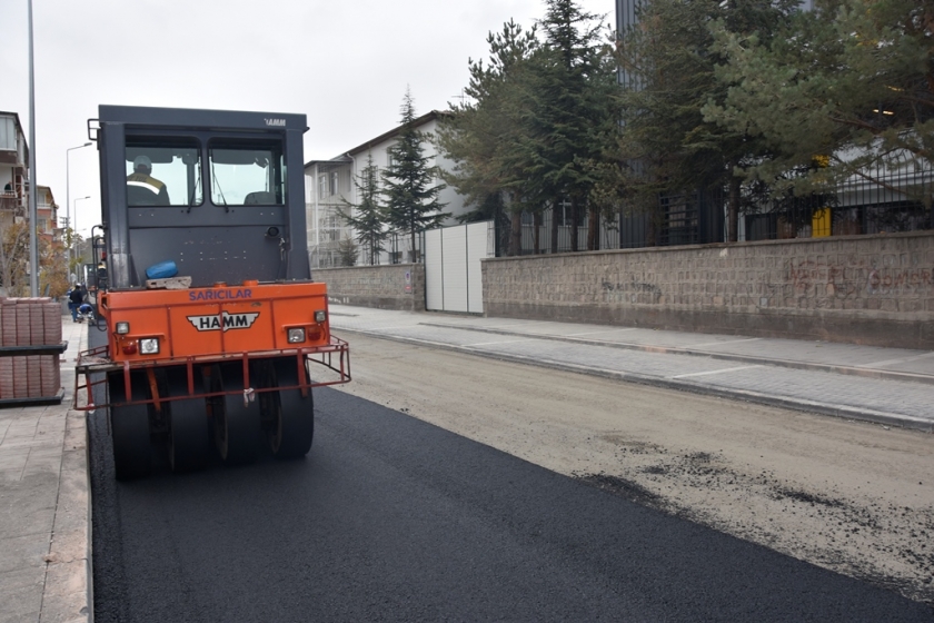 KOCASİNAN, FEVZİ ÇAKMAK CADDESİNİ TRAFİĞE AÇTI