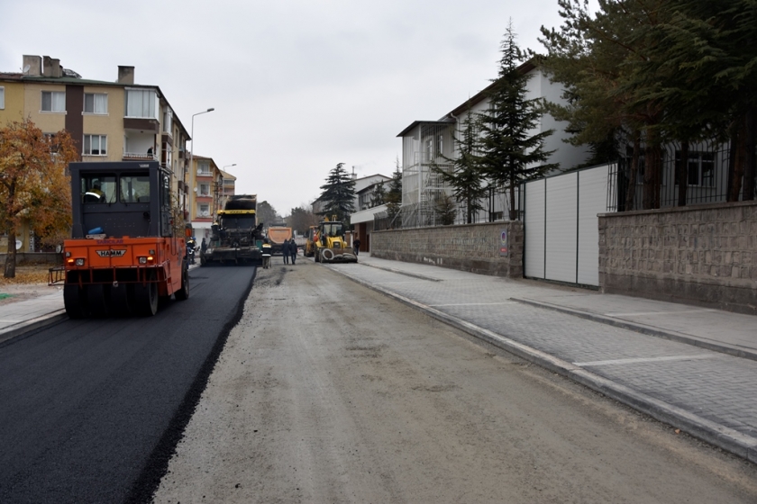 KOCASİNAN, FEVZİ ÇAKMAK CADDESİNİ TRAFİĞE AÇTI