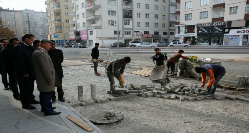 KOCASİNAN’DA YENİLEME ÇALIŞMALARI TÜM HIZIYLA DEVAM EDİYOR