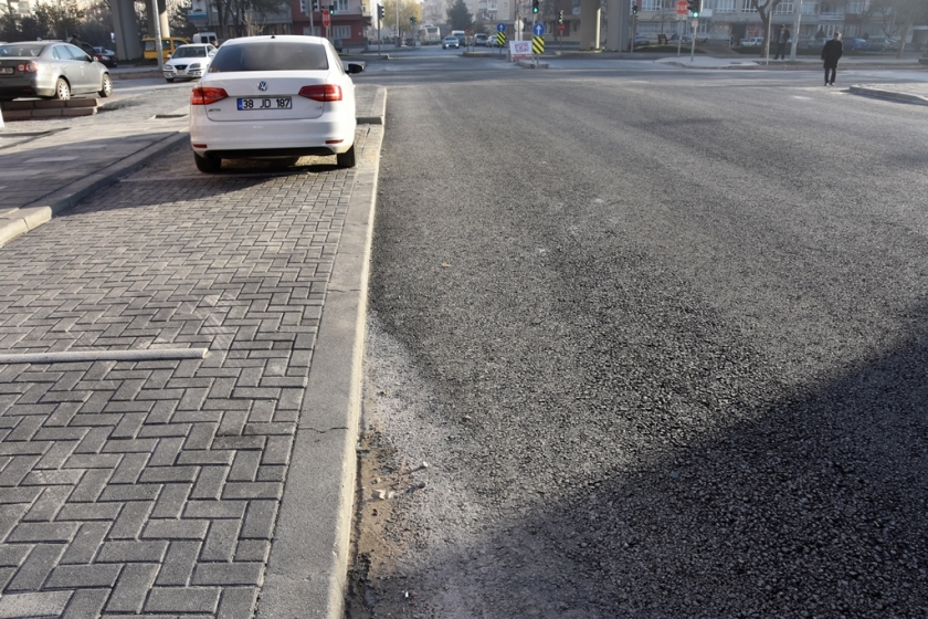 KOCASİNAN’DA NİL CADDESİ BAŞTAN AŞAĞI YENİLENDİ