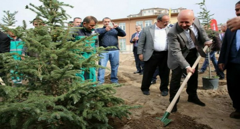 KOCASİNAN’DA YEŞİL ALAN, DÜNYA STANDARTLARININ ÜZERİNE ÇIKIYOR 