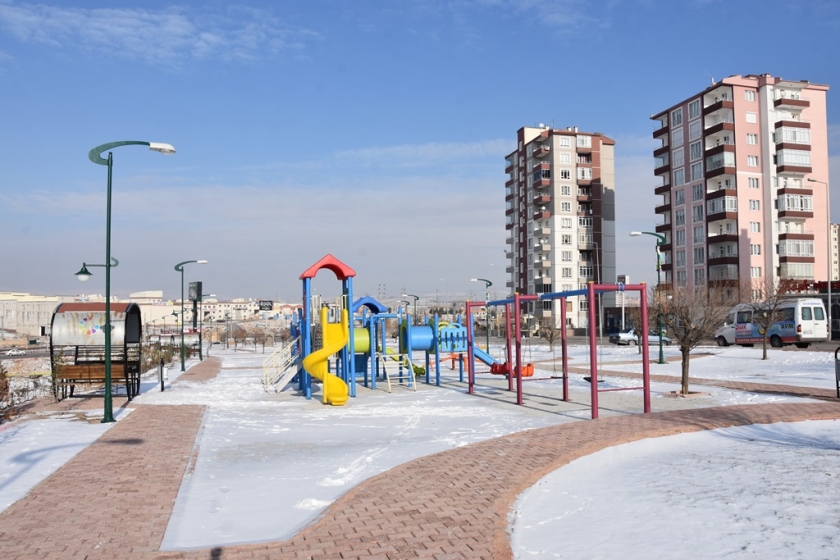 KOCASİNAN’DA PARK SEFERBERLİĞİ DEVAM EDİYOR