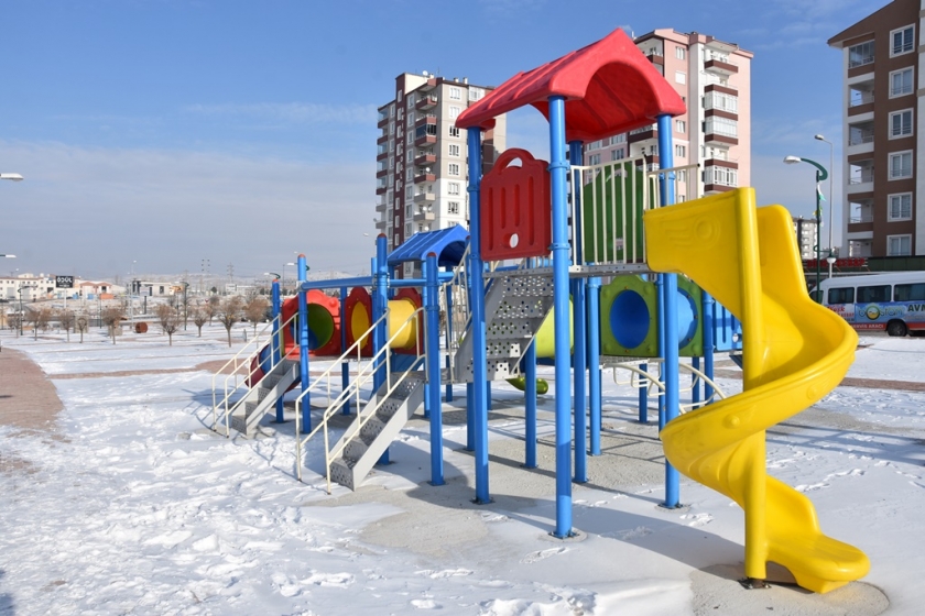 KOCASİNAN’DA PARK SEFERBERLİĞİ DEVAM EDİYOR