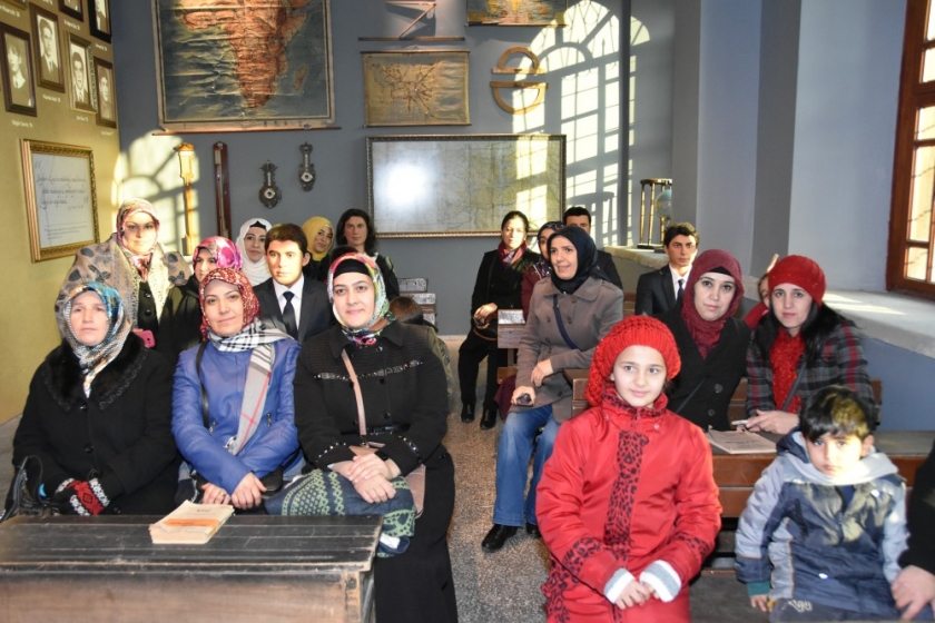 KOCASİNAN BELEDİYESİ KURSİYERLERE MÜZELERİ GEZDİRDİ