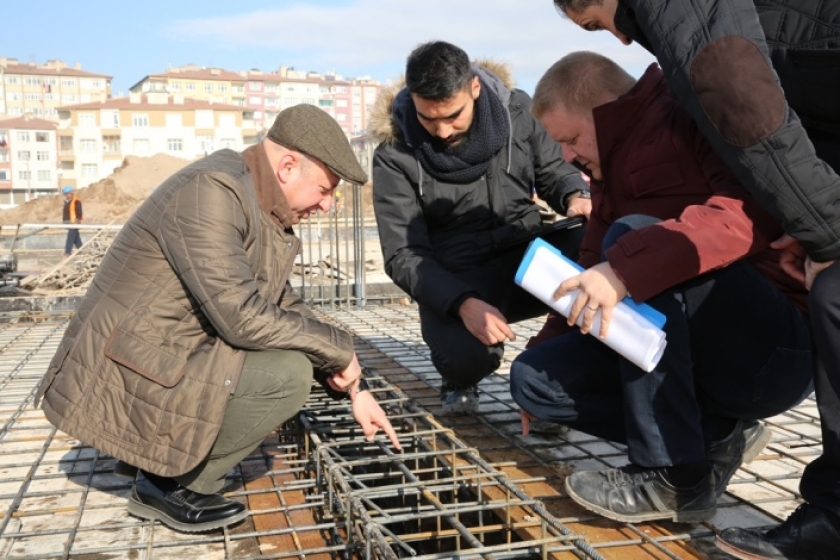 ÇOLAKBAYRAKDAR “YENİ NESİL PAZAR YERLERİ TÜRKİYE İÇİN ÖRNEK OLACAK”