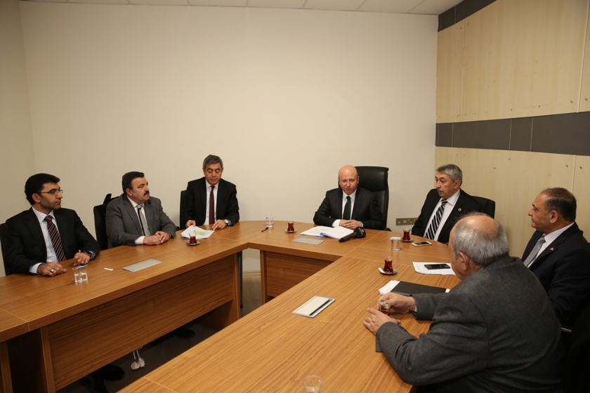 KOCASİNAN YENİ YILIN İLK MECLİS TOPLANTISINDA ÖRNEK BİRLİKTELİK SERGİLEDİ