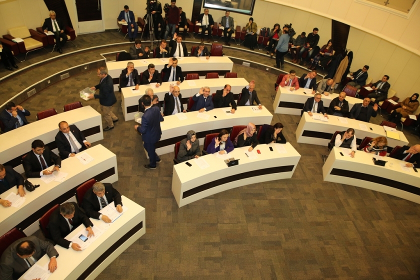 KOCASİNAN YENİ YILIN İLK MECLİS TOPLANTISINDA ÖRNEK BİRLİKTELİK SERGİLEDİ