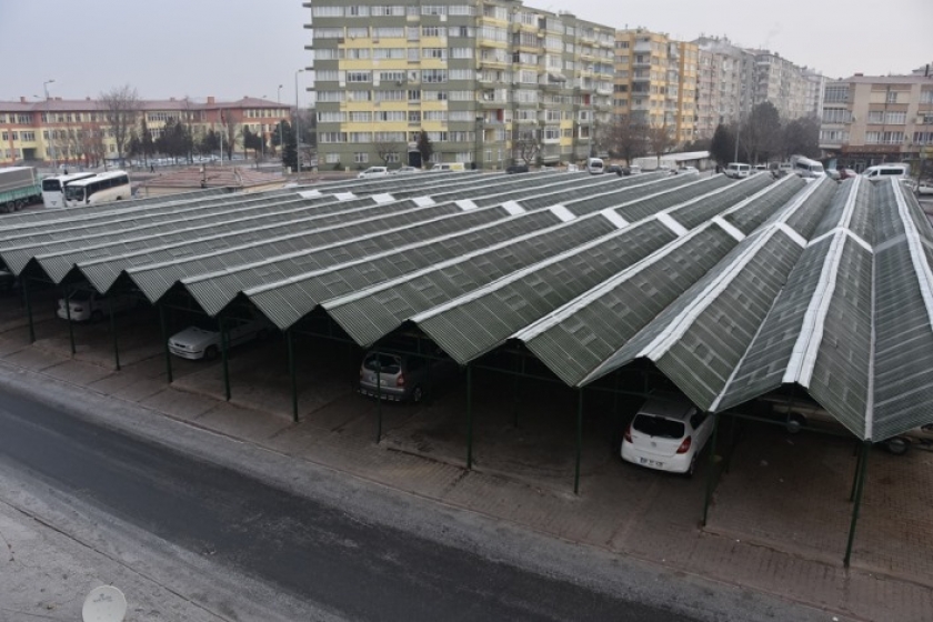 KOCASİNAN, FATİH MAHALLESİ’NDEKİ PAZAR YERİNİ YENİLEDİ
