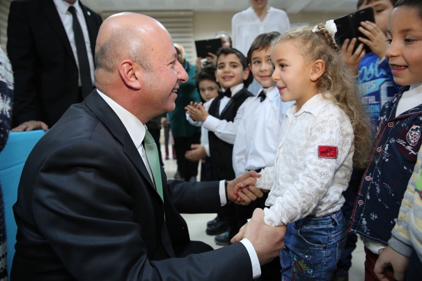 KAYABAŞI’NI DİNLEYEN BAŞKAN ÇOLAKBAYRAKDAR’A BÜYÜK SÜRPRİZ