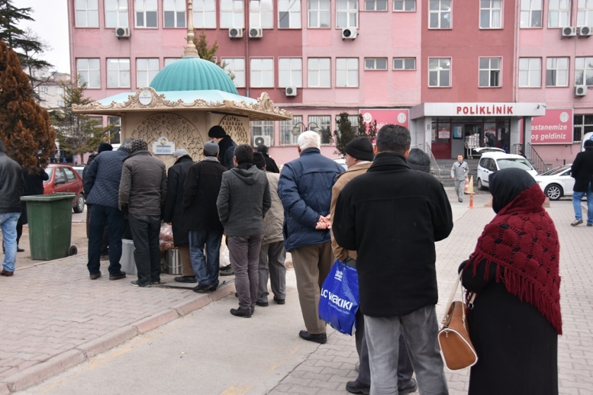 KOCASİNAN, İKRAMLARIYLA GÖNÜLLERİ FETHEDİYOR