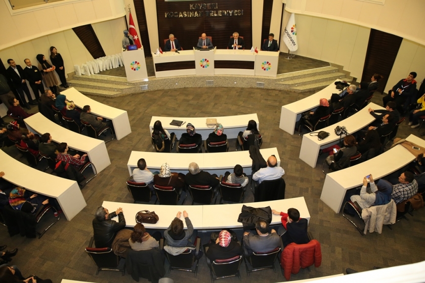 BAŞKAN ÇOLAKBAYRAKDAR, BAŞARILI ÖĞRENCİLERİ ÖDÜLENDİRDİ