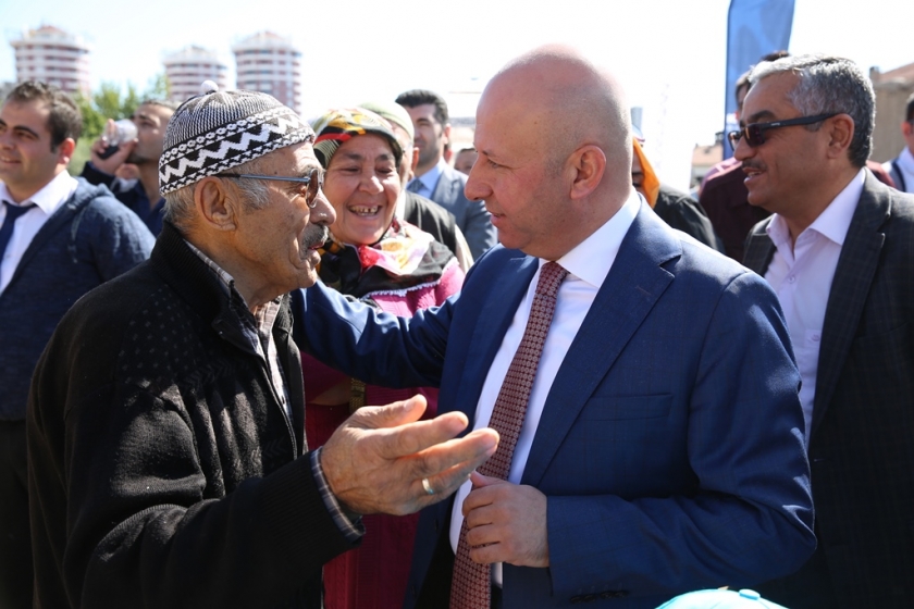 YENİ KOCASİNAN’DA KENTSEL DÖNÜŞÜM İÇİN KURA HEYECANI
