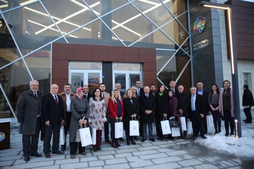 ÇOLAKBAYRAKDAR, MECLİS ÜYELERİNE KOCASİNAN AKADEMİ’Yİ TANITTI 